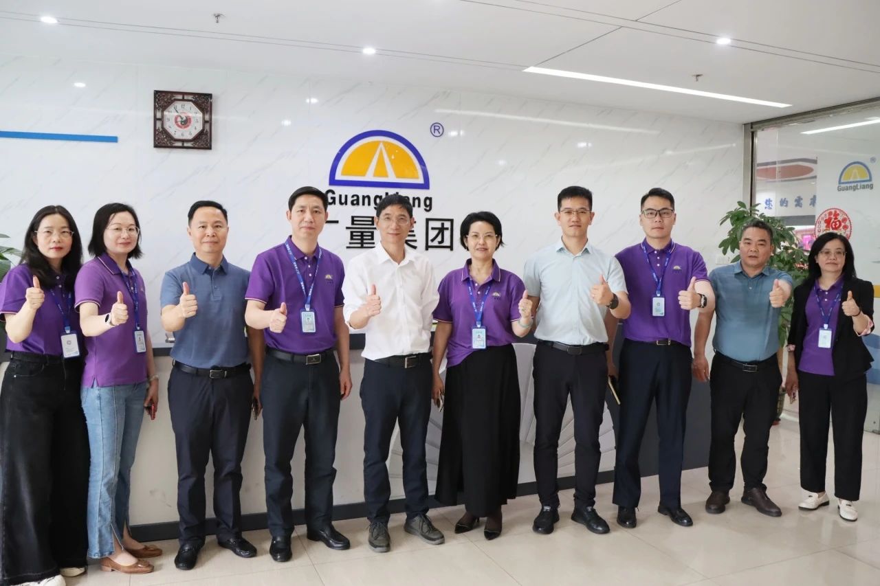 15vip太阳集团集团丨从资源到智慧：：15vip太阳集团与中铁二十五局再启战略新局